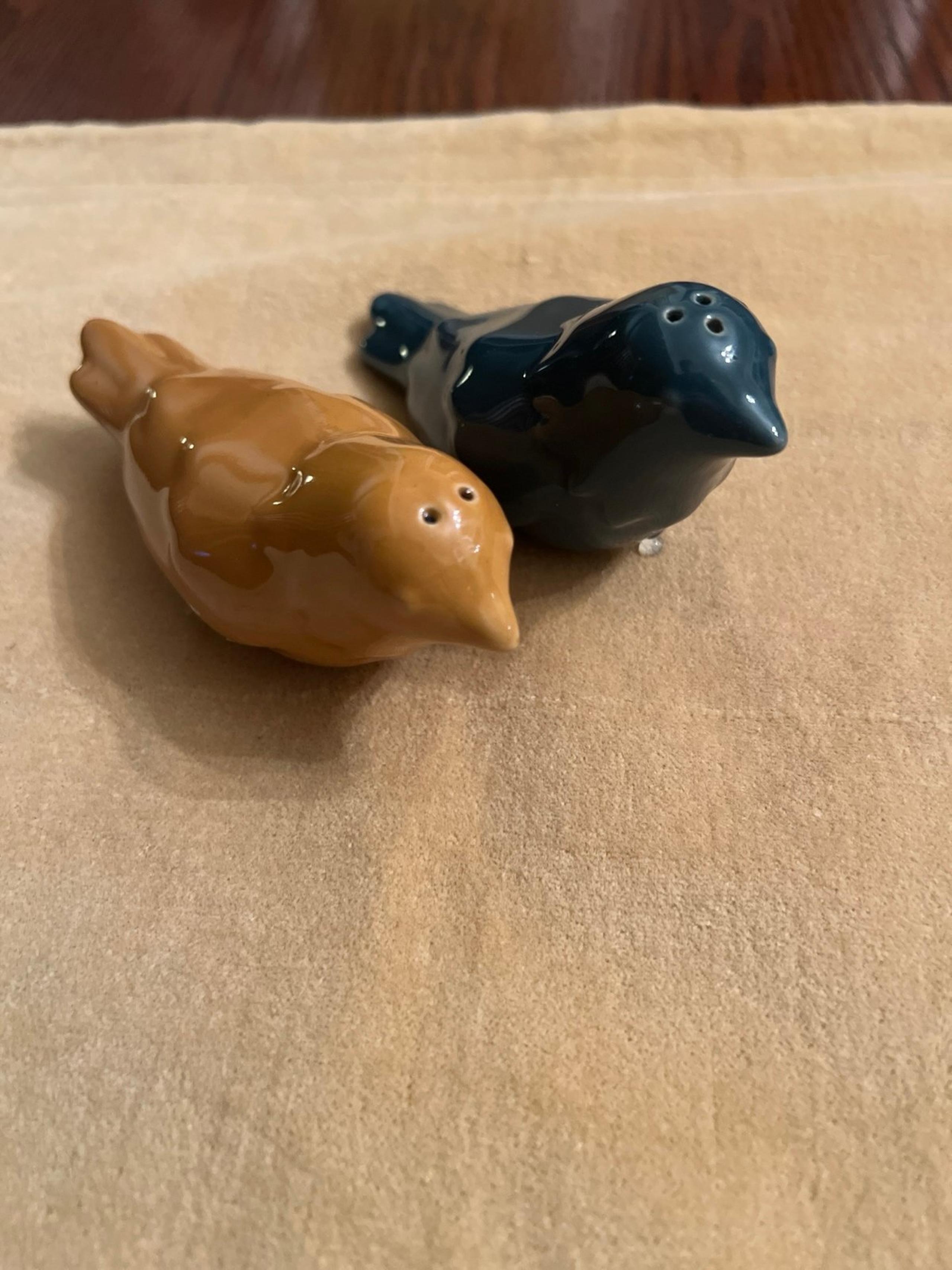 Target Bird Salt and Pepper shakers