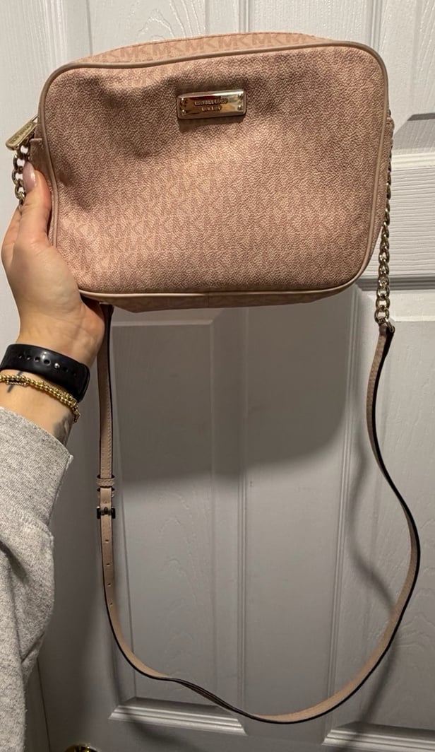 Michael Kors Crossbody