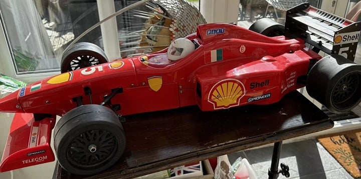 1/5 SCALE PETROL MODEL FORMULA ONE FIAT FERRARI 1990 RC UNUSED 34” 86CM