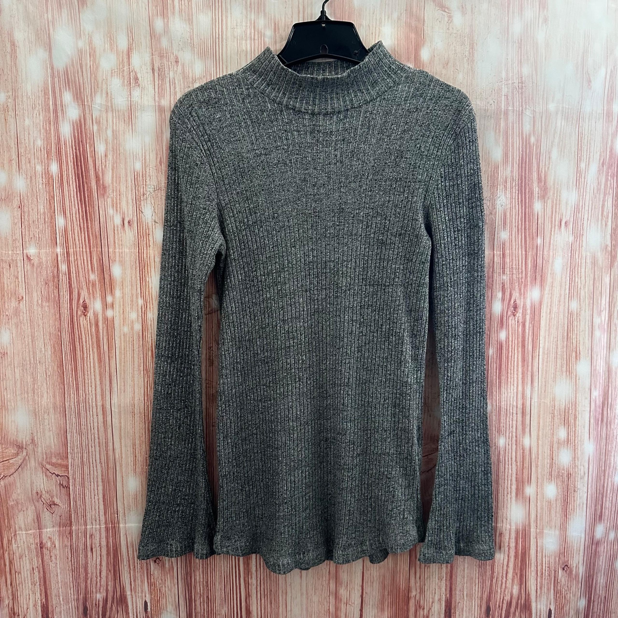 H&M Gray Ribbed Wide Neck Bell Sleeve Turtleneck