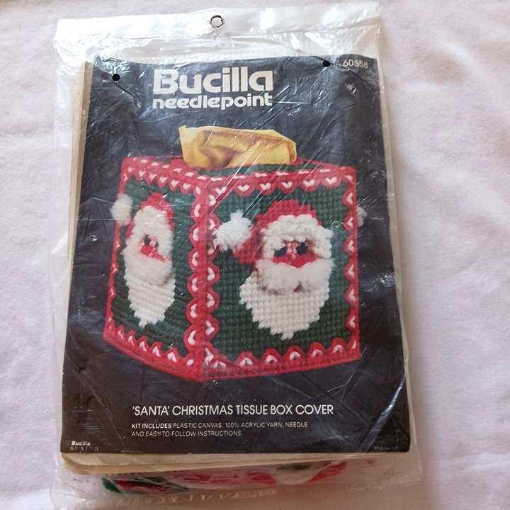 Vintage Bucilla 60558 Santa Christmas Tissue Box New Old Stock