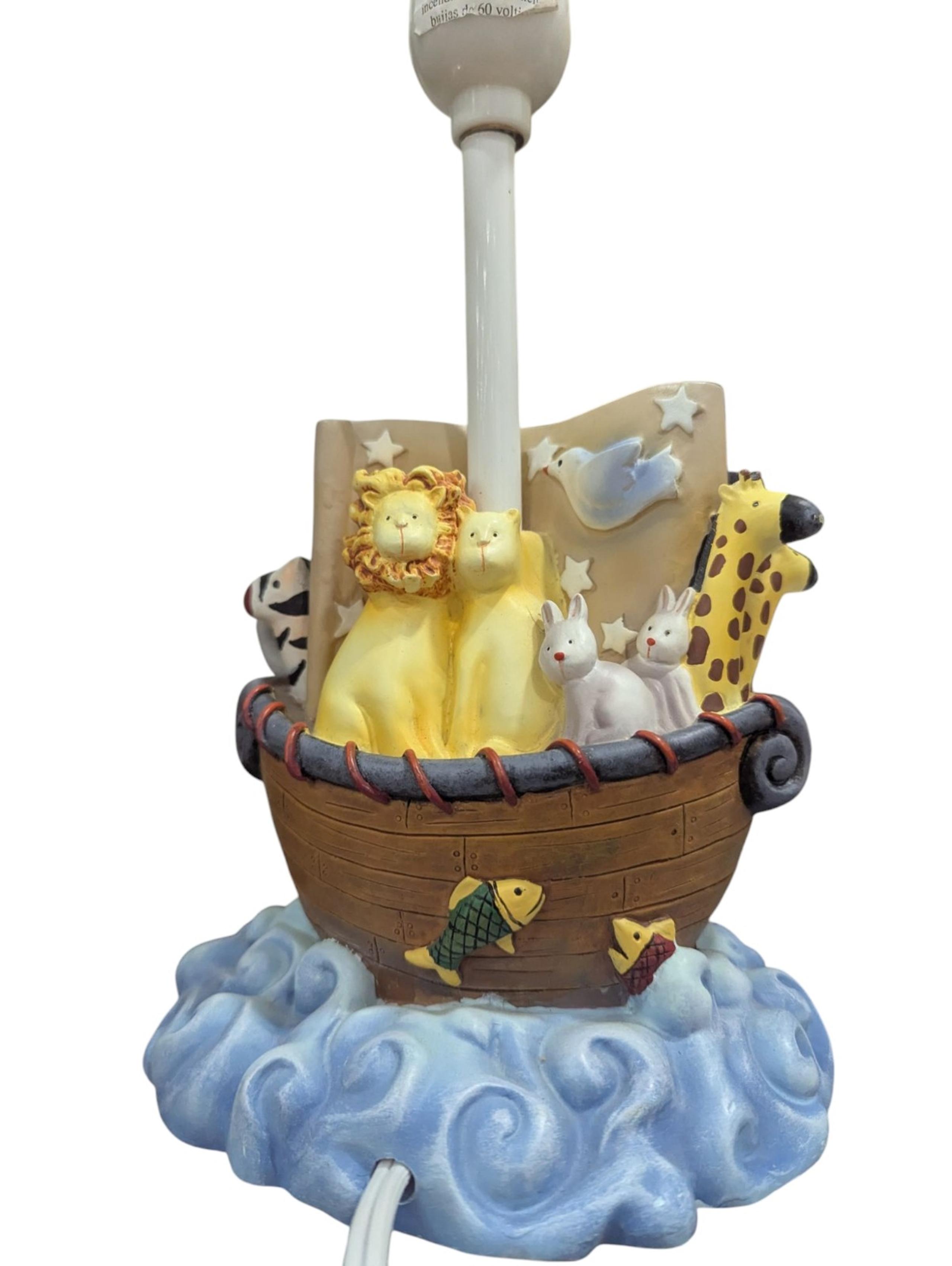 NOAH'S ARK ELECTRIC TABLE LAMP MADE OF HEAVY RESIN -VINTAGE- COLLECTIBLE