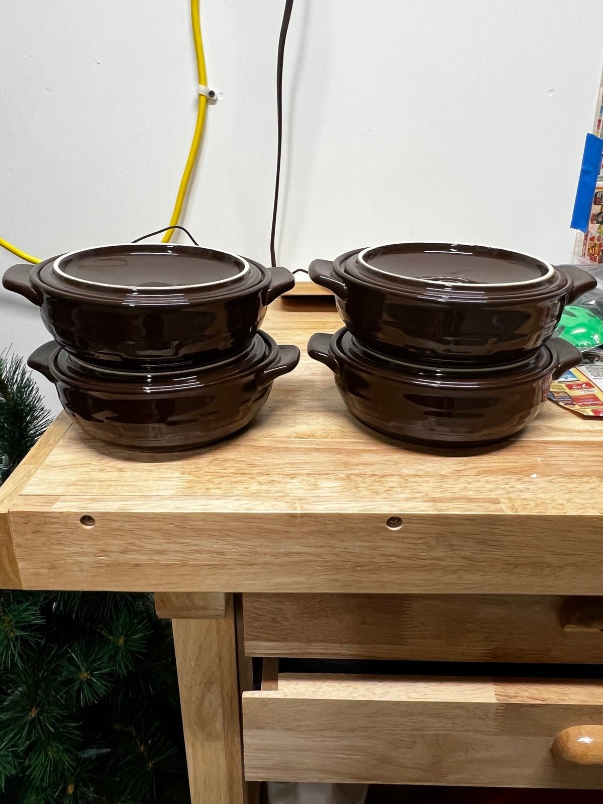 Longaberger 1.50 Pt Round Covered Casserole Woven Traditions-Chocolate