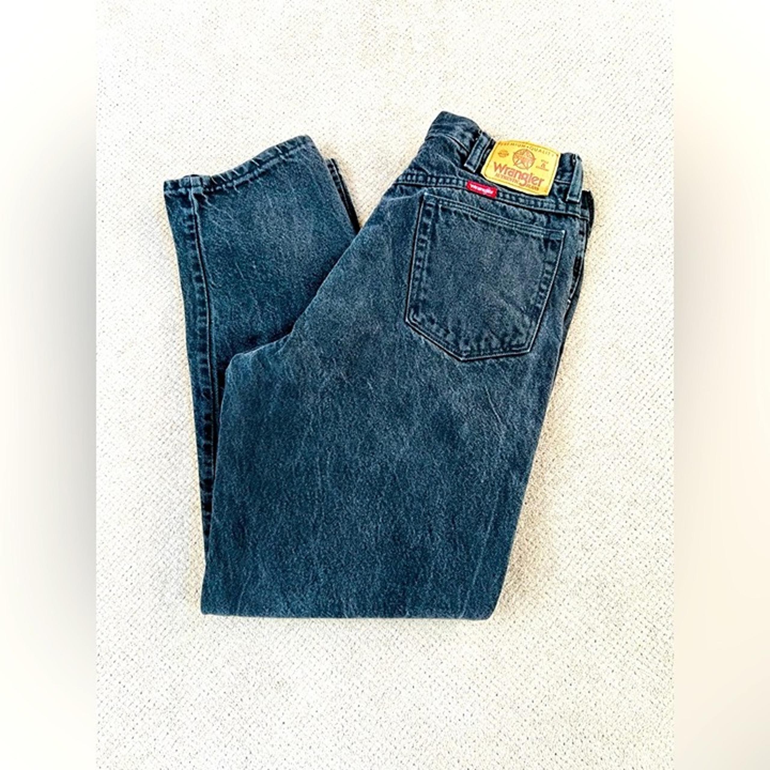 Wrangler Authentic Mens 34x30 Relaxed Fit Mid Rise Straight Leg Black Wash Jeans