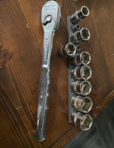 Ratchet & Socket Set