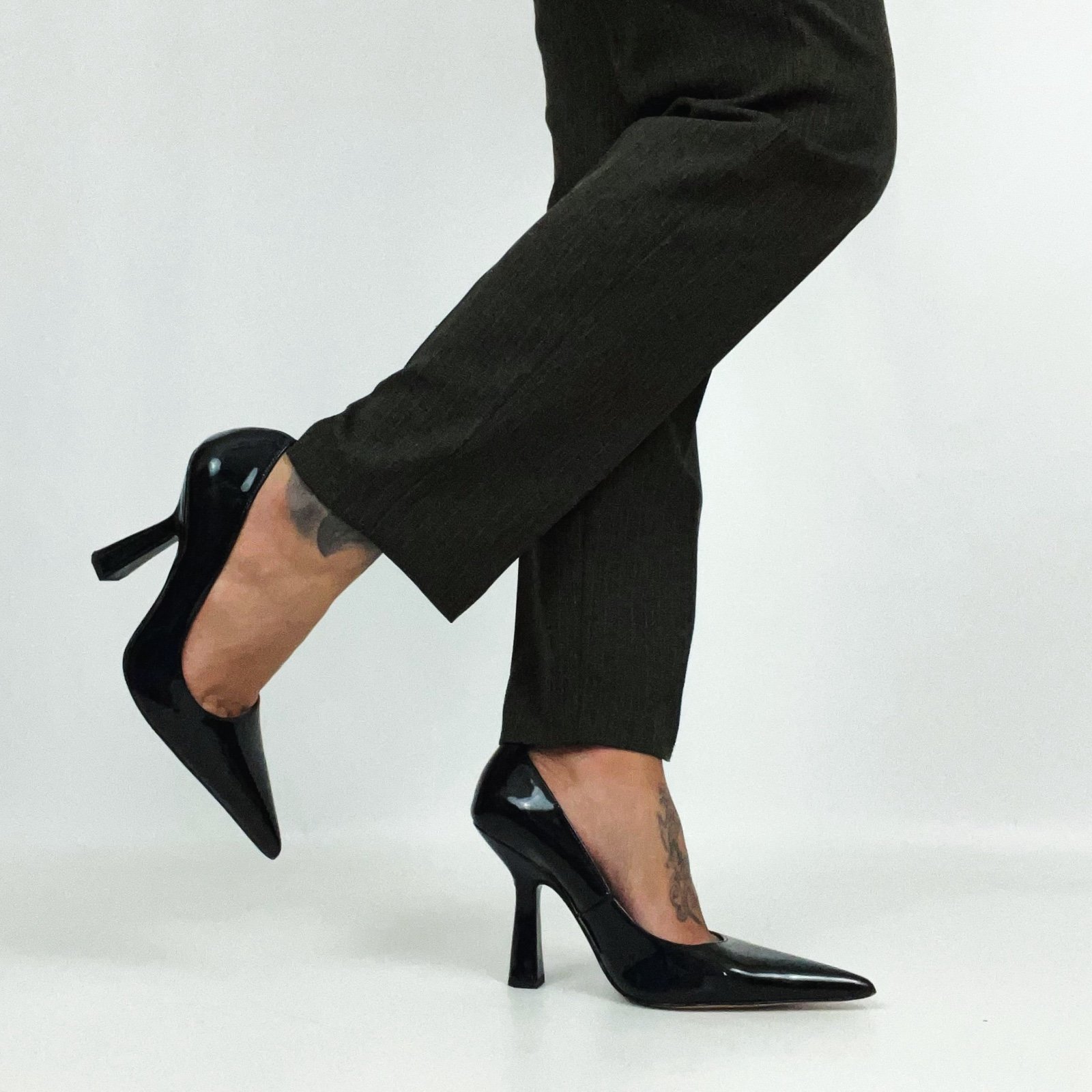 Vintage Y2K High-Rise Pinstripe Trousers in Dark Grey | Size 28”