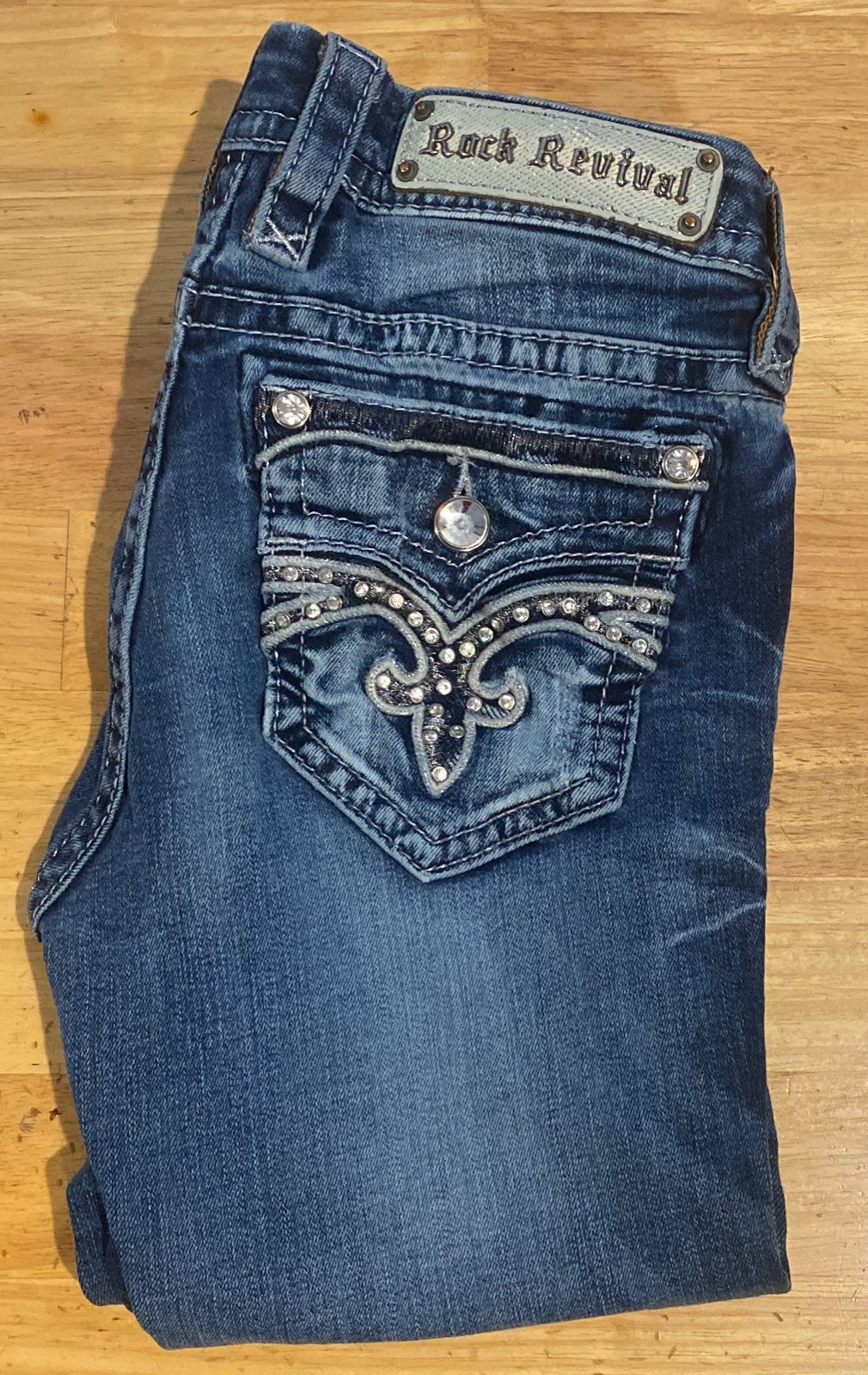 ROCK REVIVAL 26R CUFF SKINNY JEANS