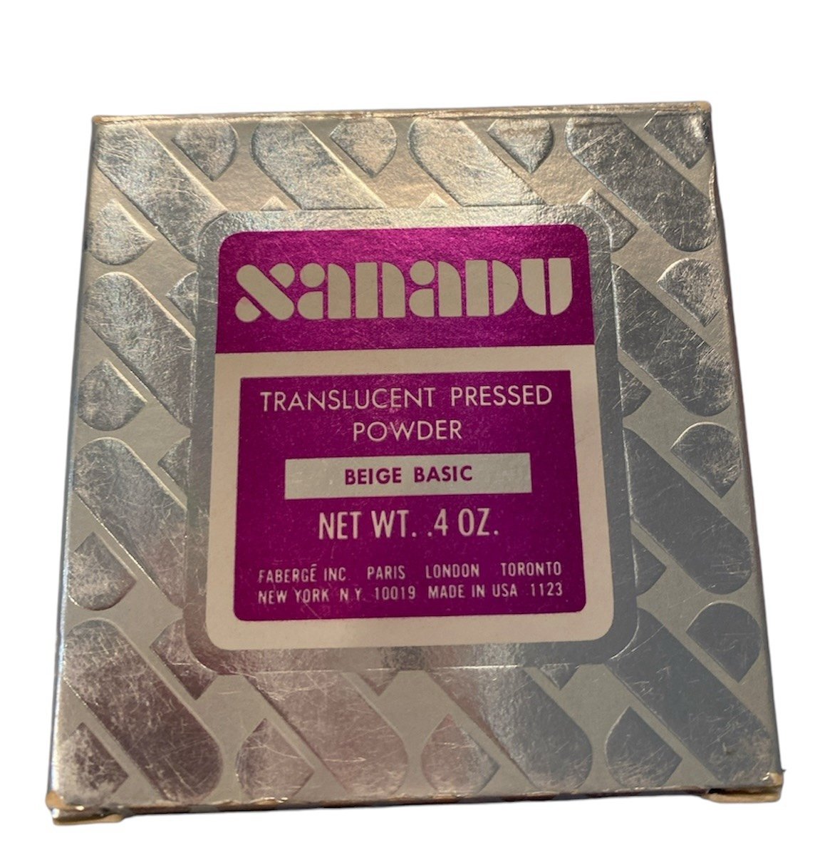 Xanadu Translucent Powder in Beige Basic Vintage circa 1980
