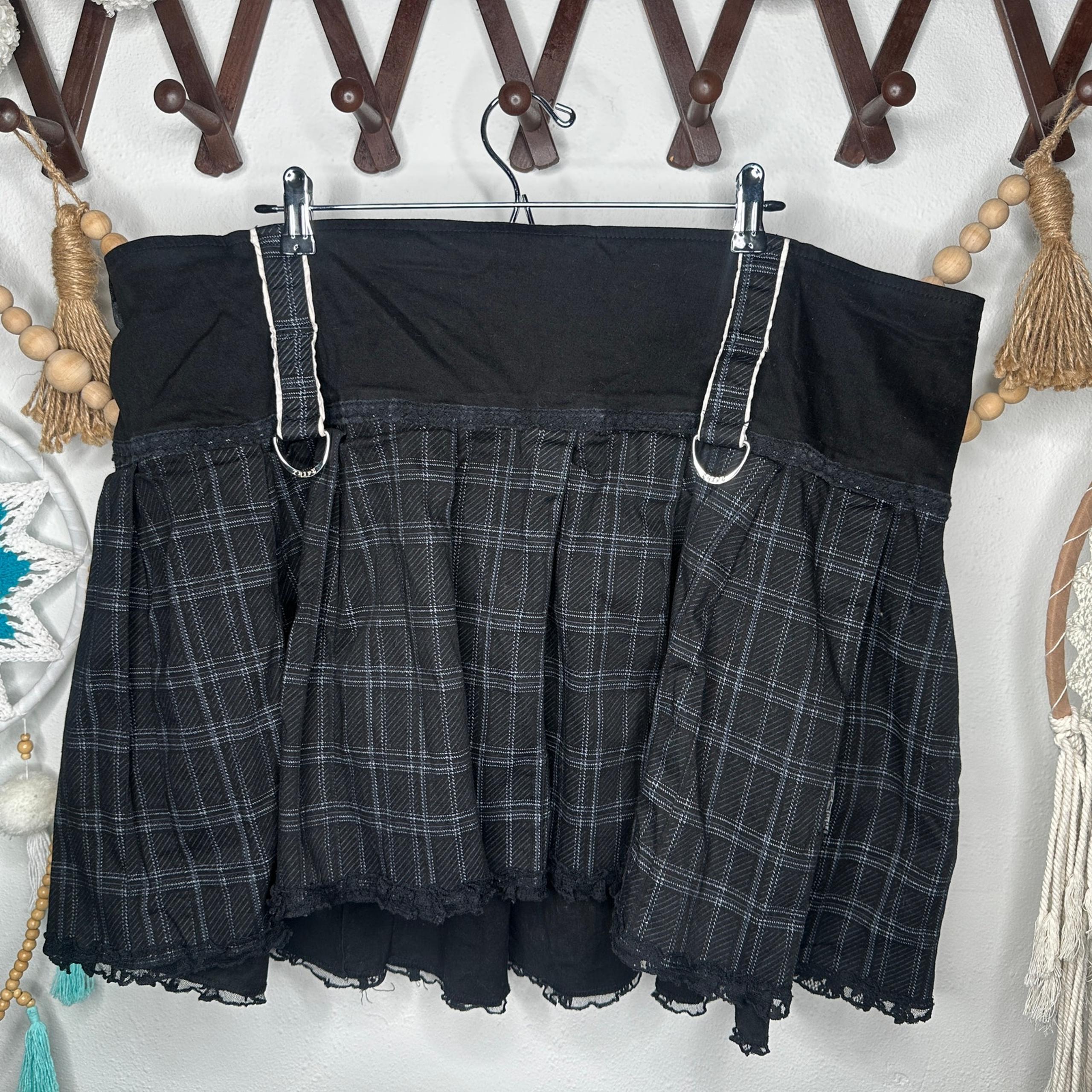 Tripp NYC Black Plaid Mini Skirt