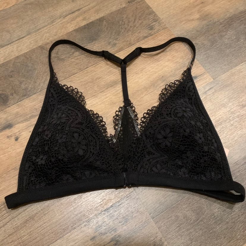 VS Front Close Lace bralette bra