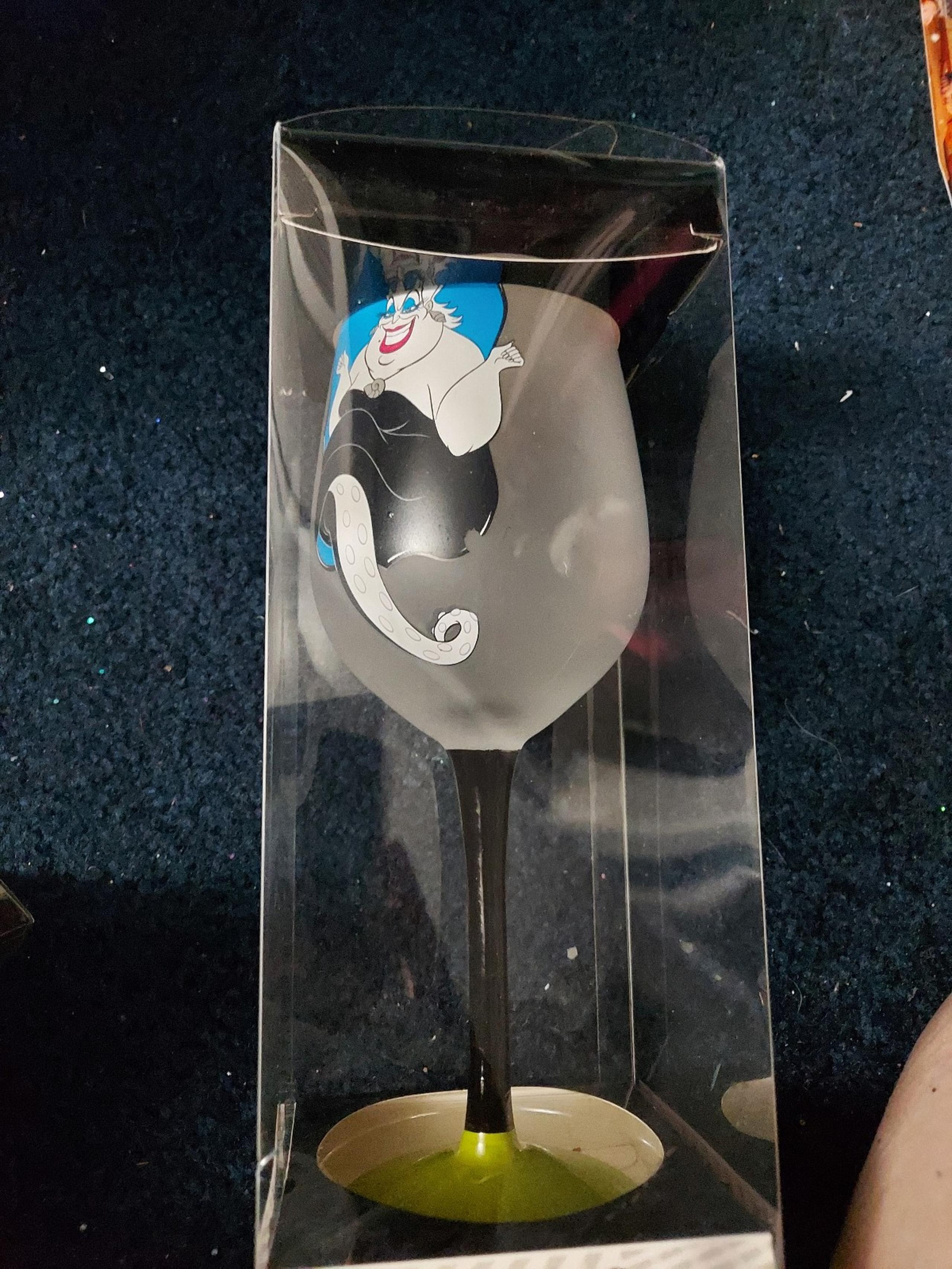Ursula wine glass