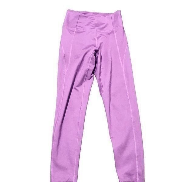 Girlfriend collective purple leggings size S. A255