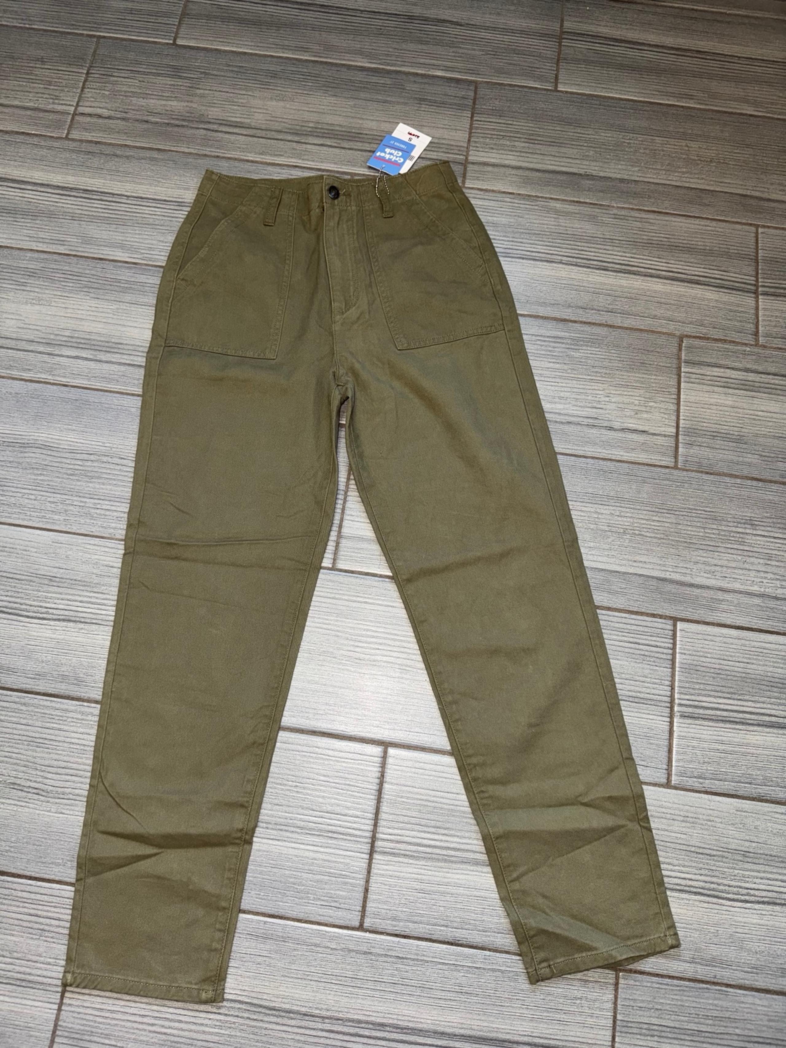 Forever 21 army green cargo pants size Small