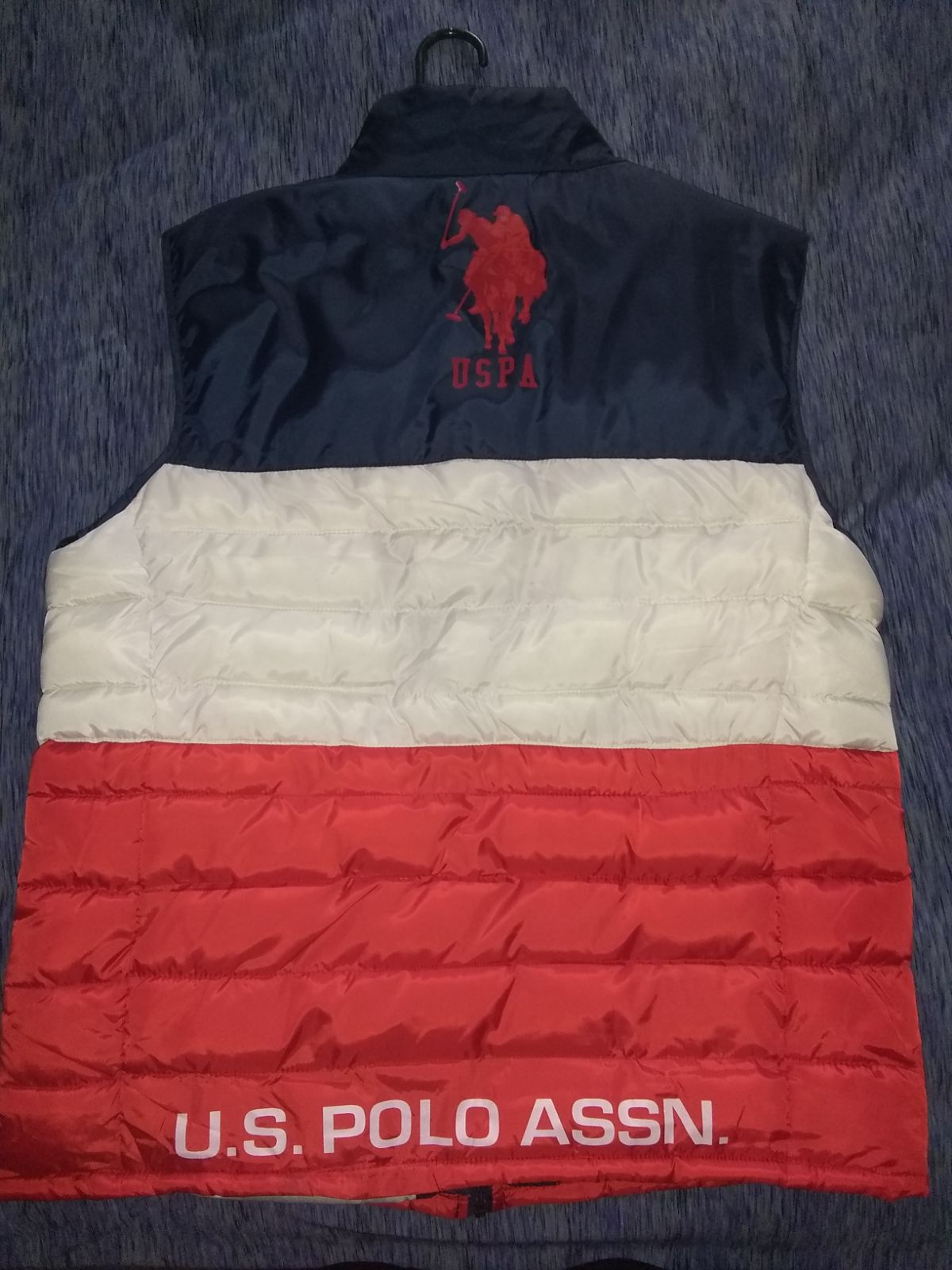 Vest sweater