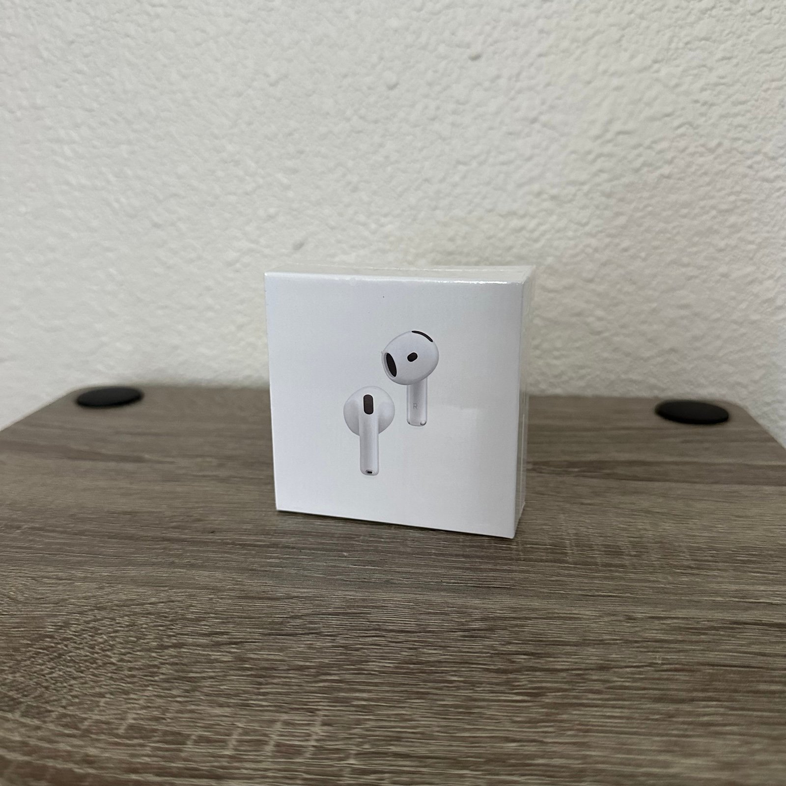 AirPods 4 ANC