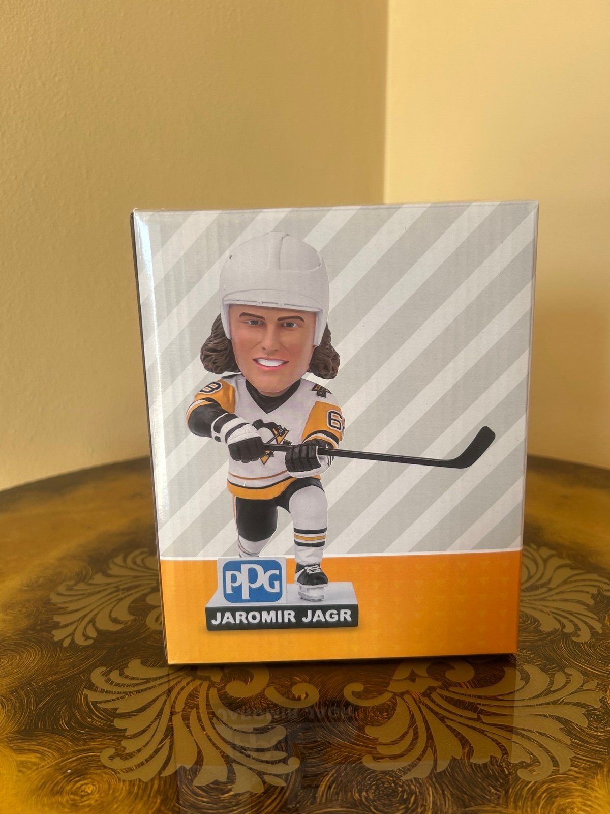 Jaromir Jagr Bobblehead SGA Limited To 7500 1/11/2025 Pittsburgh Penguins