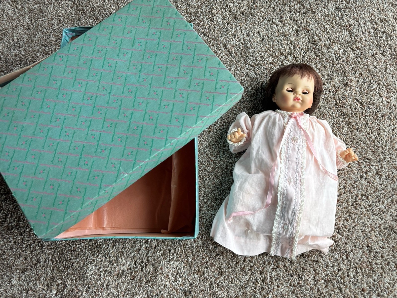 Vintage Madame Alexander Puddin Doll Brunette