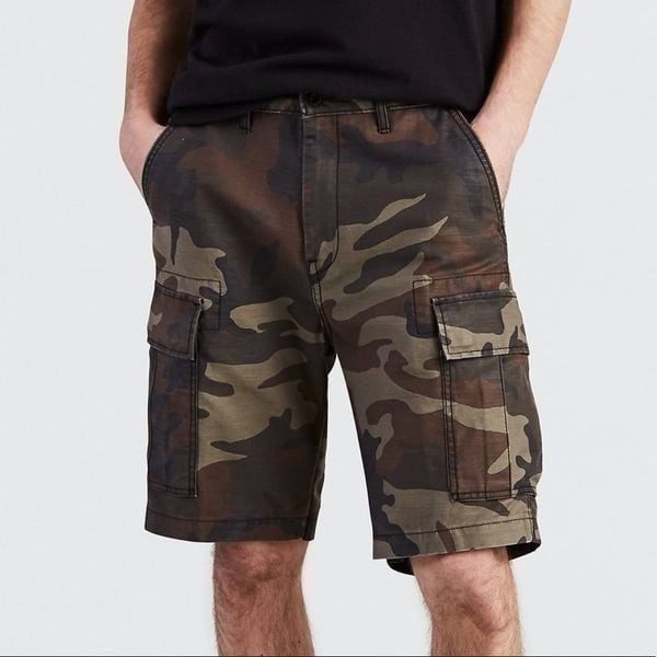 Levi's Carrier Cargo Shorts Camo Pattern Waist Size 30 Green Brown 100% Cotton