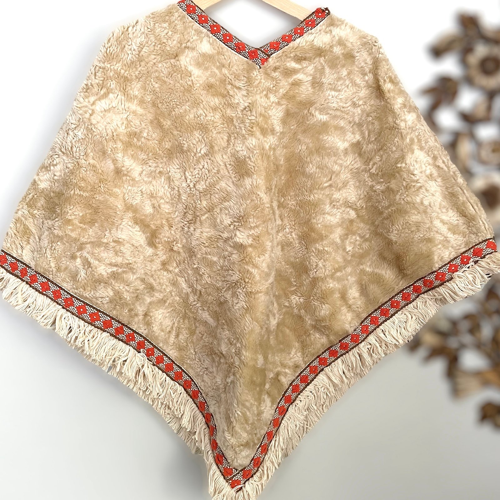 [OSFM] Vintage 70s Faux Fur Boho Cape Poncho