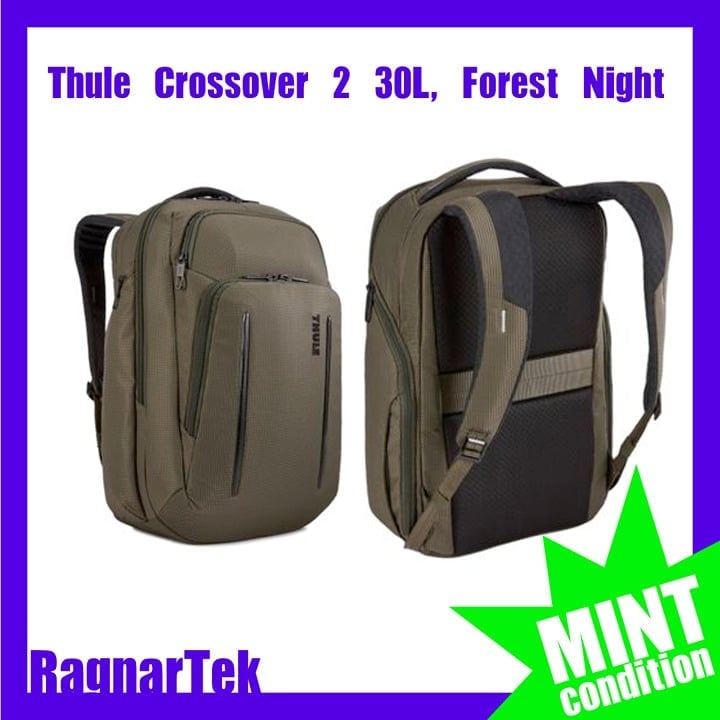 Thule Crossover 2 30L Backpack in Forest Night, mint condition