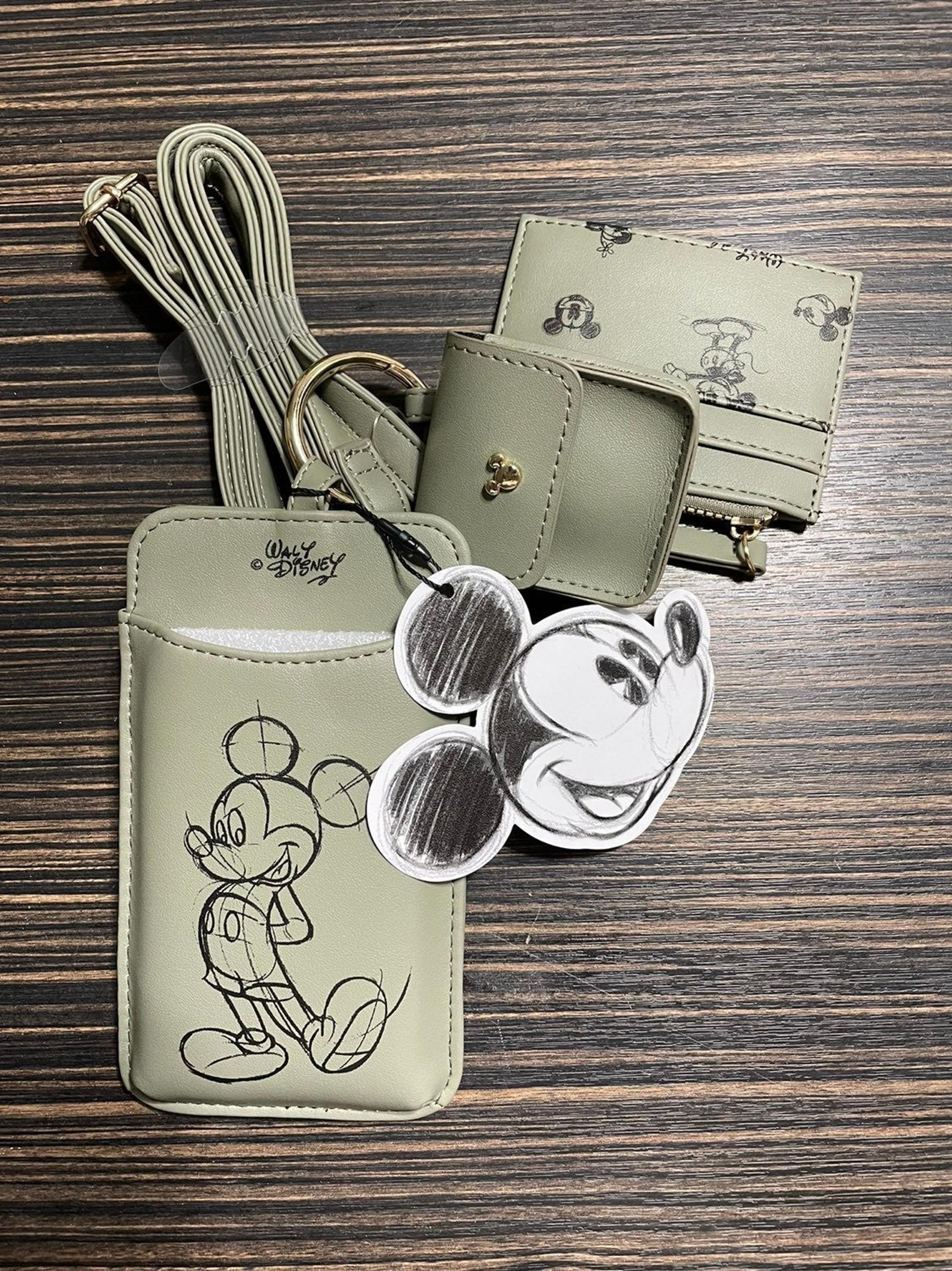 NWT Mickey Mouse Phone case, card holder, earbud case crossbody - Disney