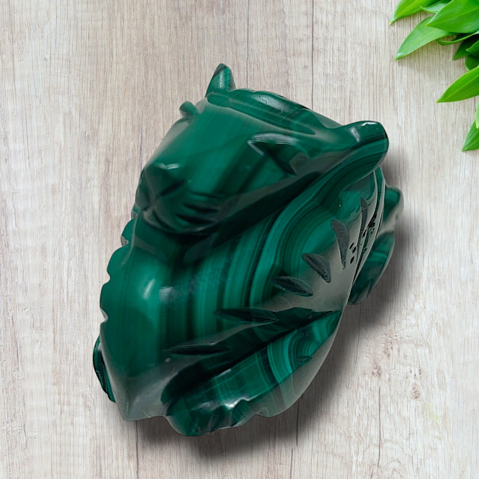 Vintage Mid Century Lion Malachite Natural Carved Stone Mini Figurine Sculpture