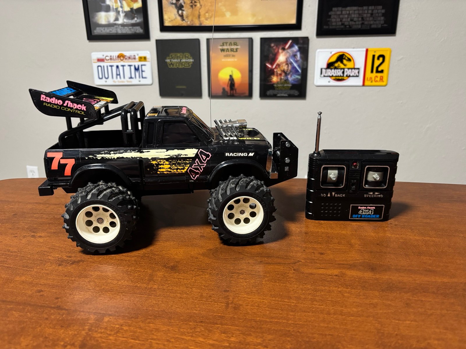 Vintage Radio Shack 4x4 Off Roader- Radio Controlled V8 Wild 77 RC Truck-60-4046