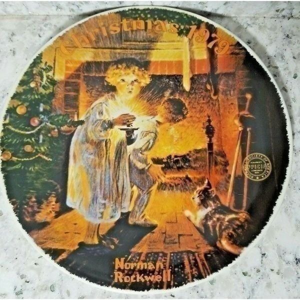 Norman Rockwell Vintage Plate Christmas 1979 Somebody's Up There Knowles