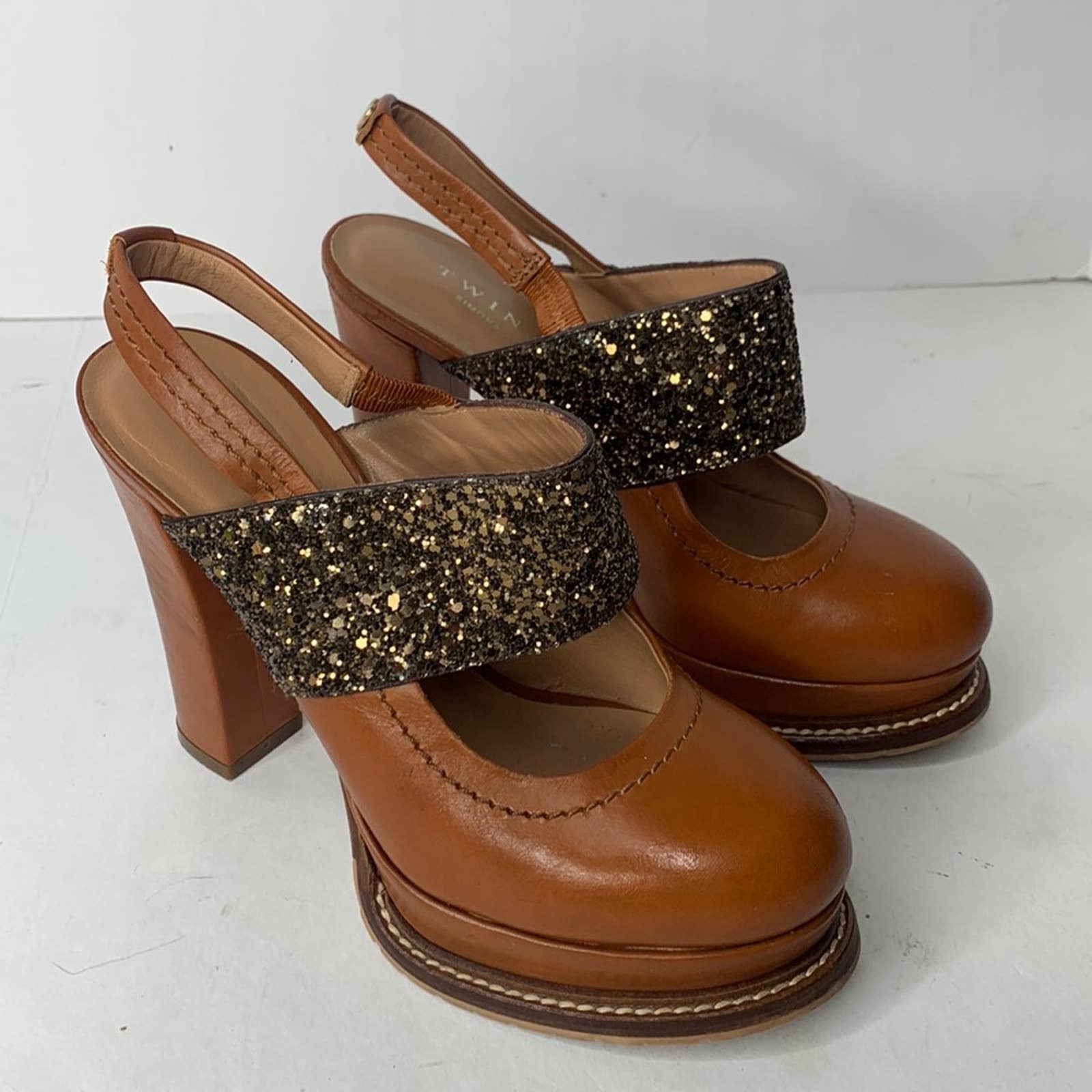 Twin-Set gold glitter tan leather platform pumps