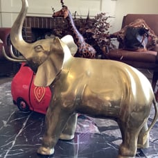 Heavy solid brass elephant statue upturned trunk 10 pounds