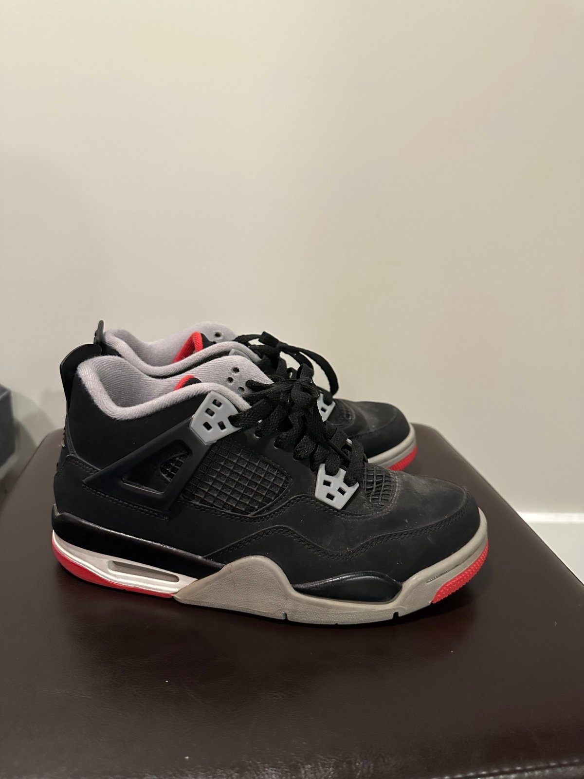 Jordan 4 Black&Red Sneaker Kid Size 5.5