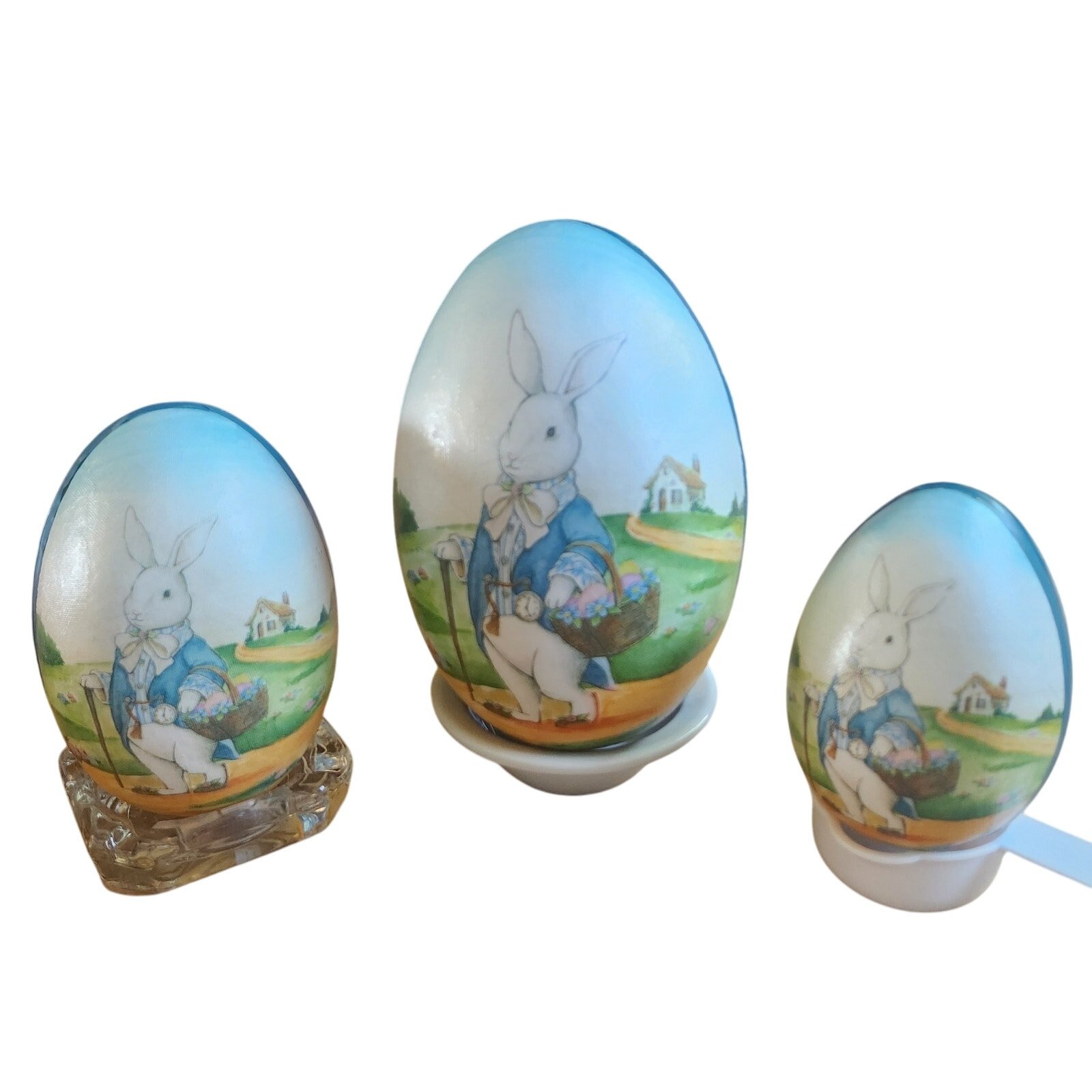 Rare find Vintage paper mâché nesting peter the rabbit nesting eggs