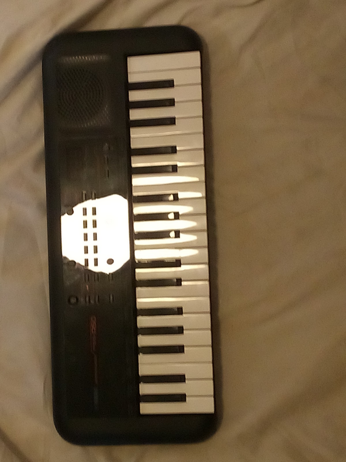 piano keyboard