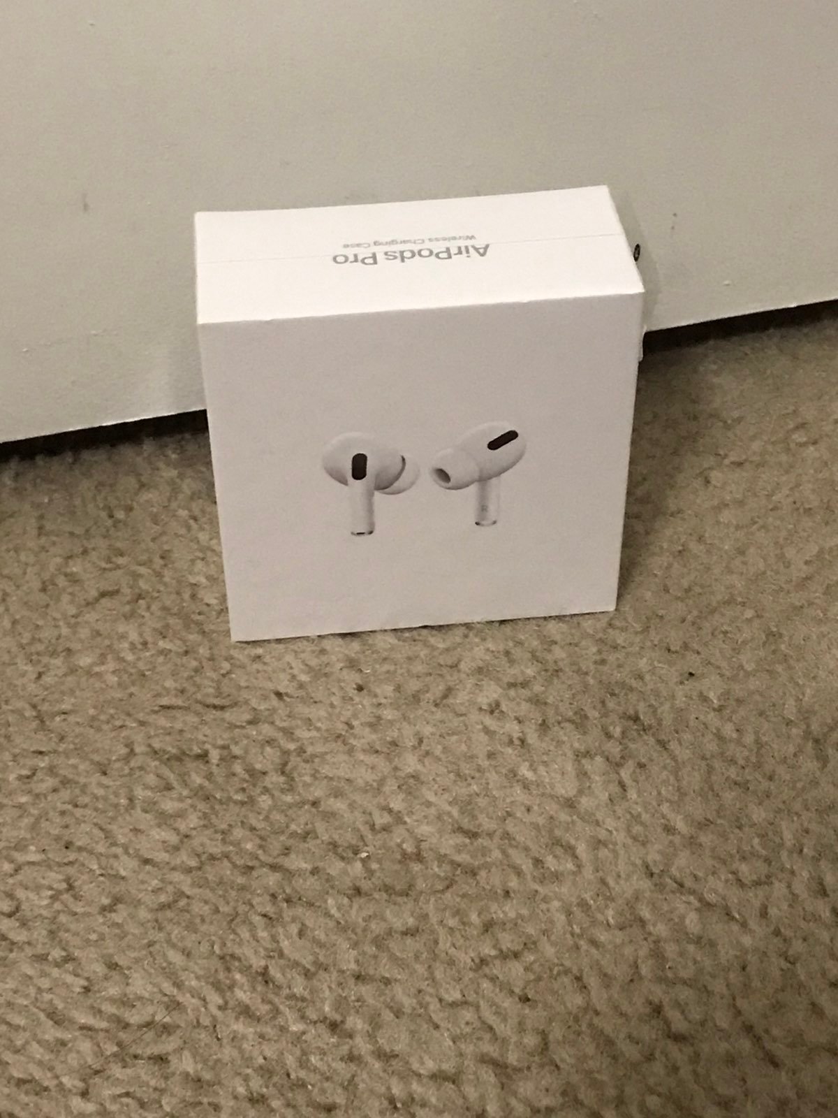 New Apple airpods pro