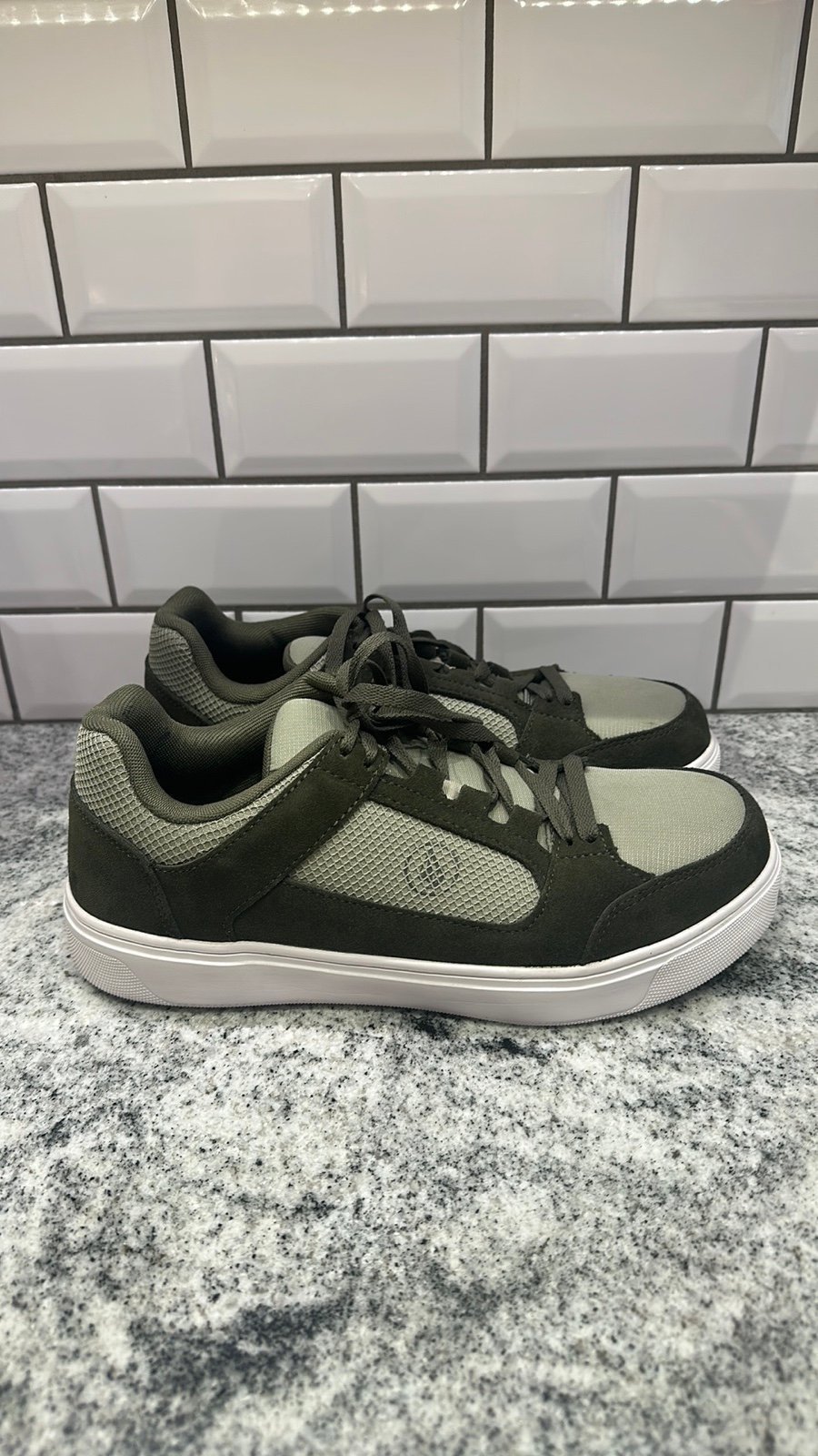 Volcom Evolve Composite Toe Work Sneaker Composite Toe- Men's 11 wide