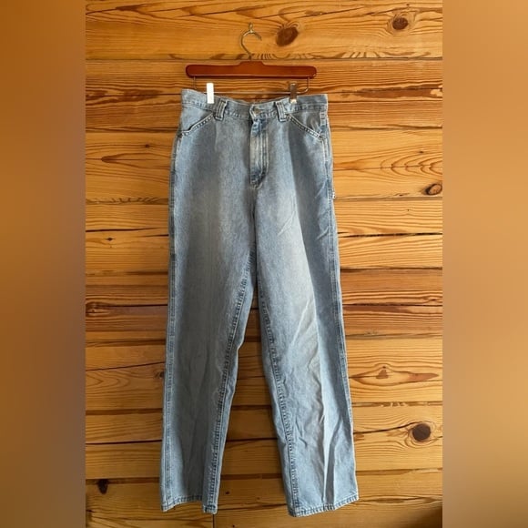 Vintage Riveted by Lee 90s Cargo Jeans in a light wash​​