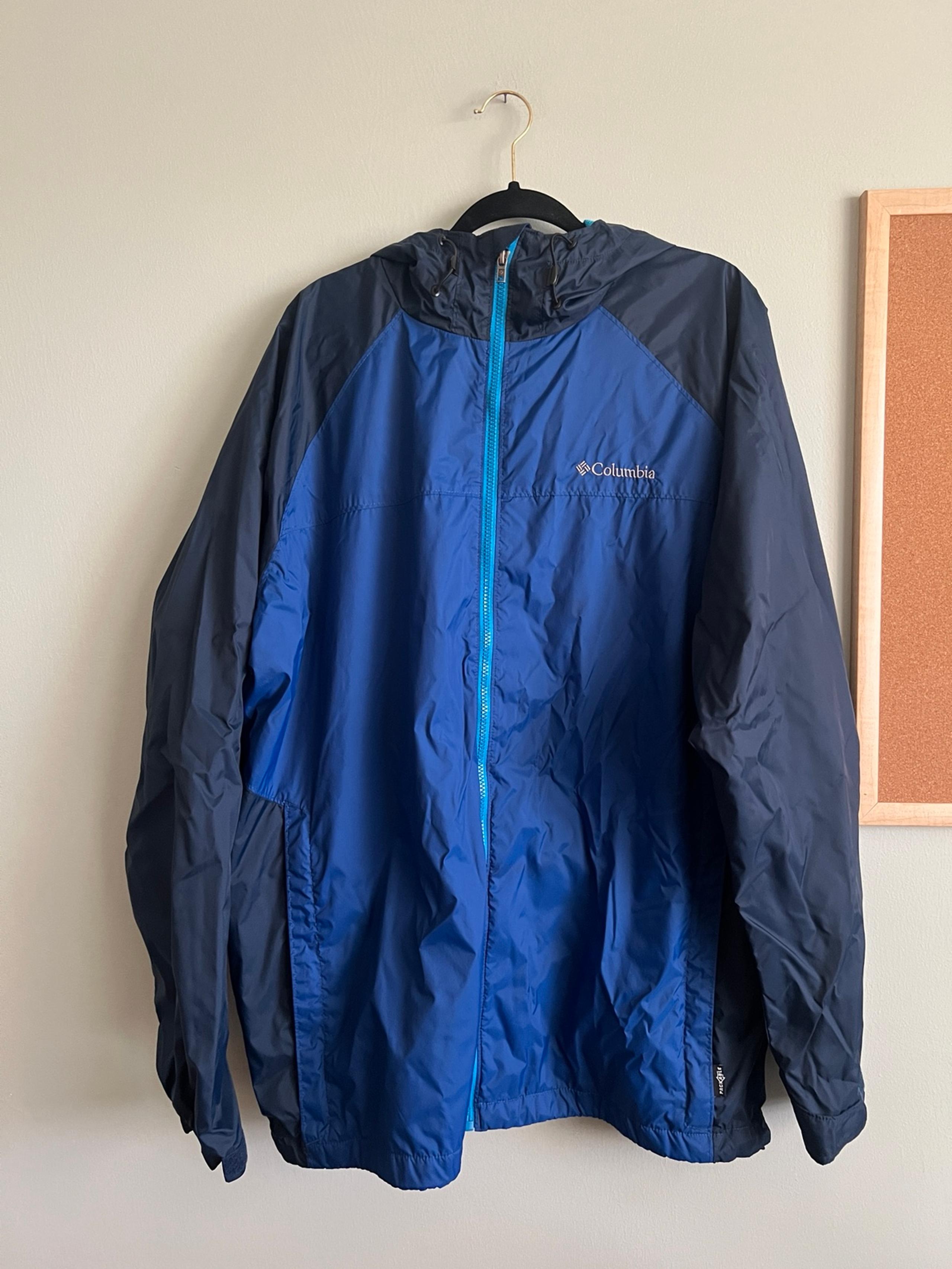 Columbia Men's Raincoat Hooded Blue Packable Size XXL