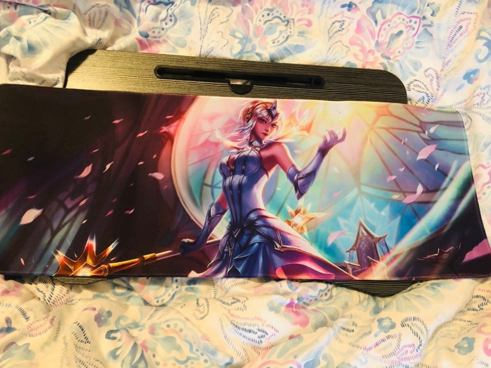 NEW - League of Legend Mousepad 31 in