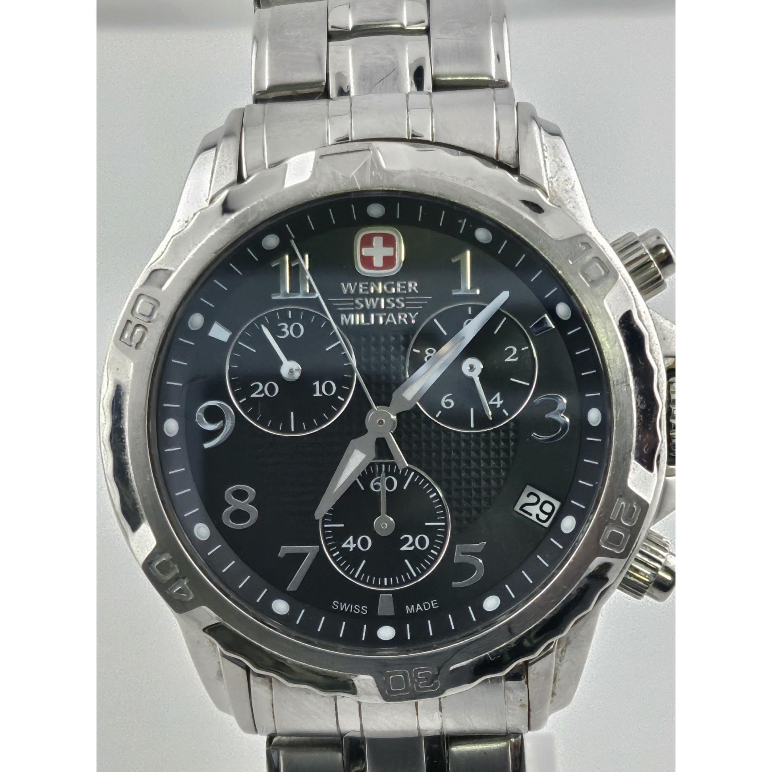 Mens Wenger Swiss Military Chronograph Quartz Watch Mint Condition Multifunction