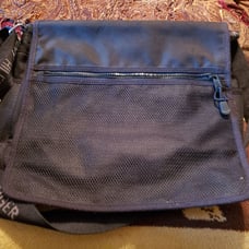 Tommy Hilfiger messenger bag