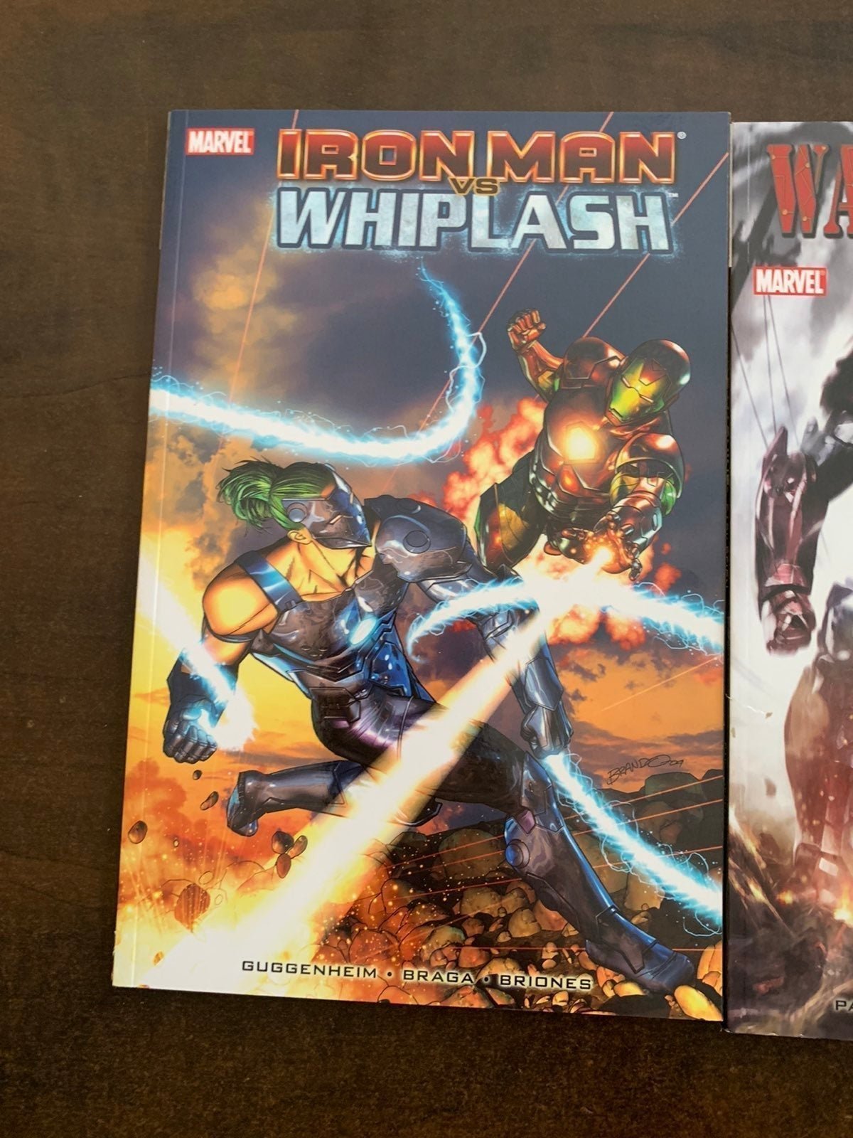 【オープニングセール】 Marvel 2 Comics vs Man Iron and 2 Vol Reign Dark Machine War 青年漫画