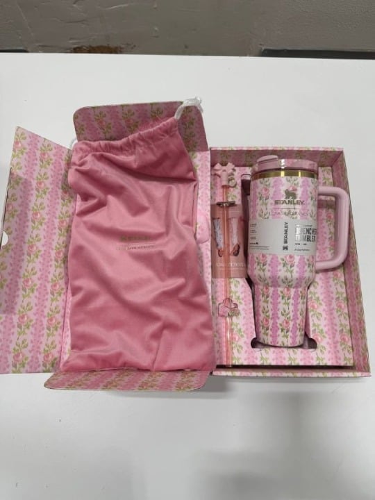 stanley x loveshackfancy 40oz Blooming Heirloom Edition