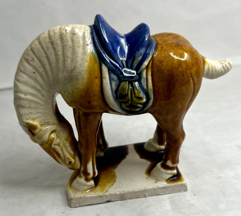 Vintage Chinese Tang Dynasty Style Imperial Sancai Glaze Head Down Horse Sculpt