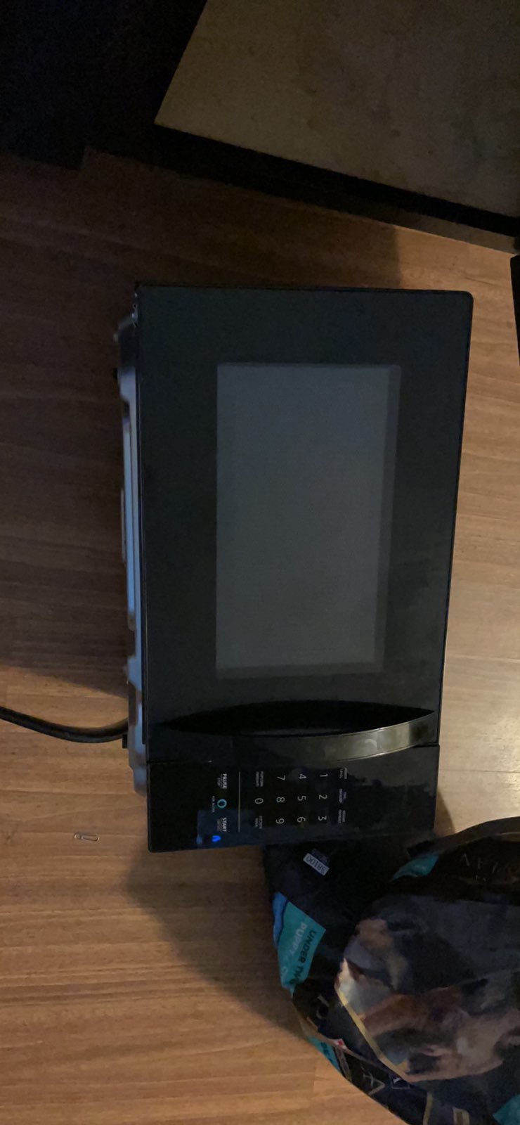 microwave oven