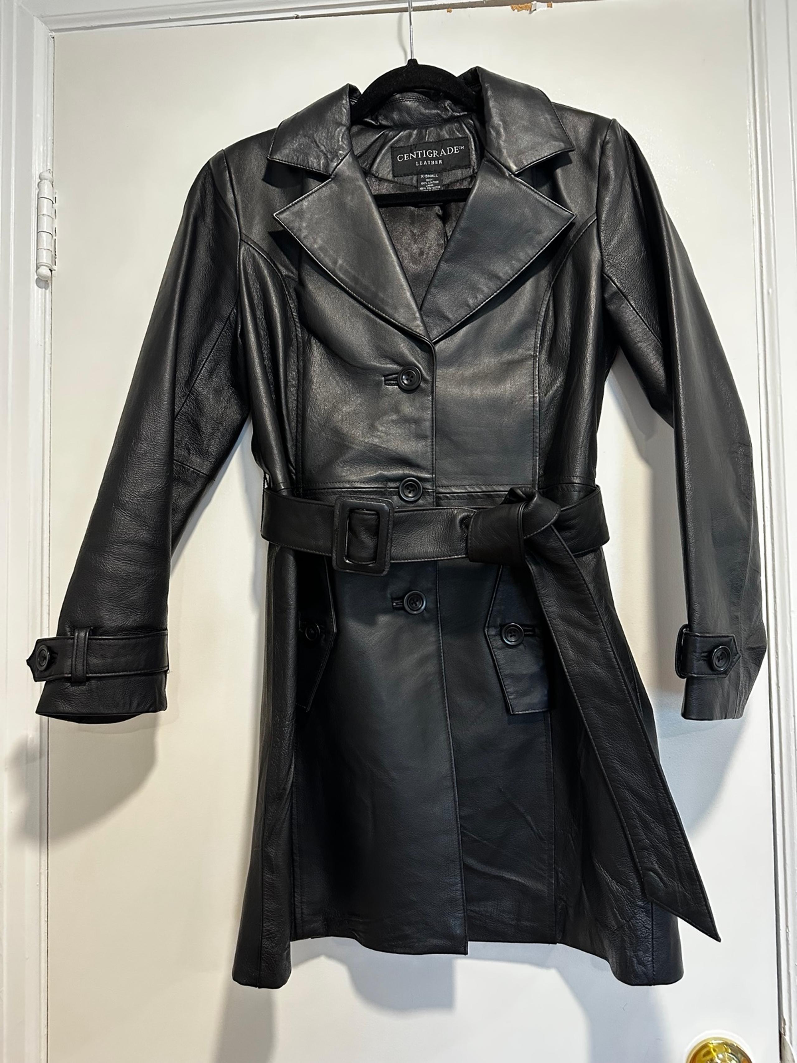 Centigrade Black Leather Single Breasted Women XS Mid Length Belted Trench Coat.