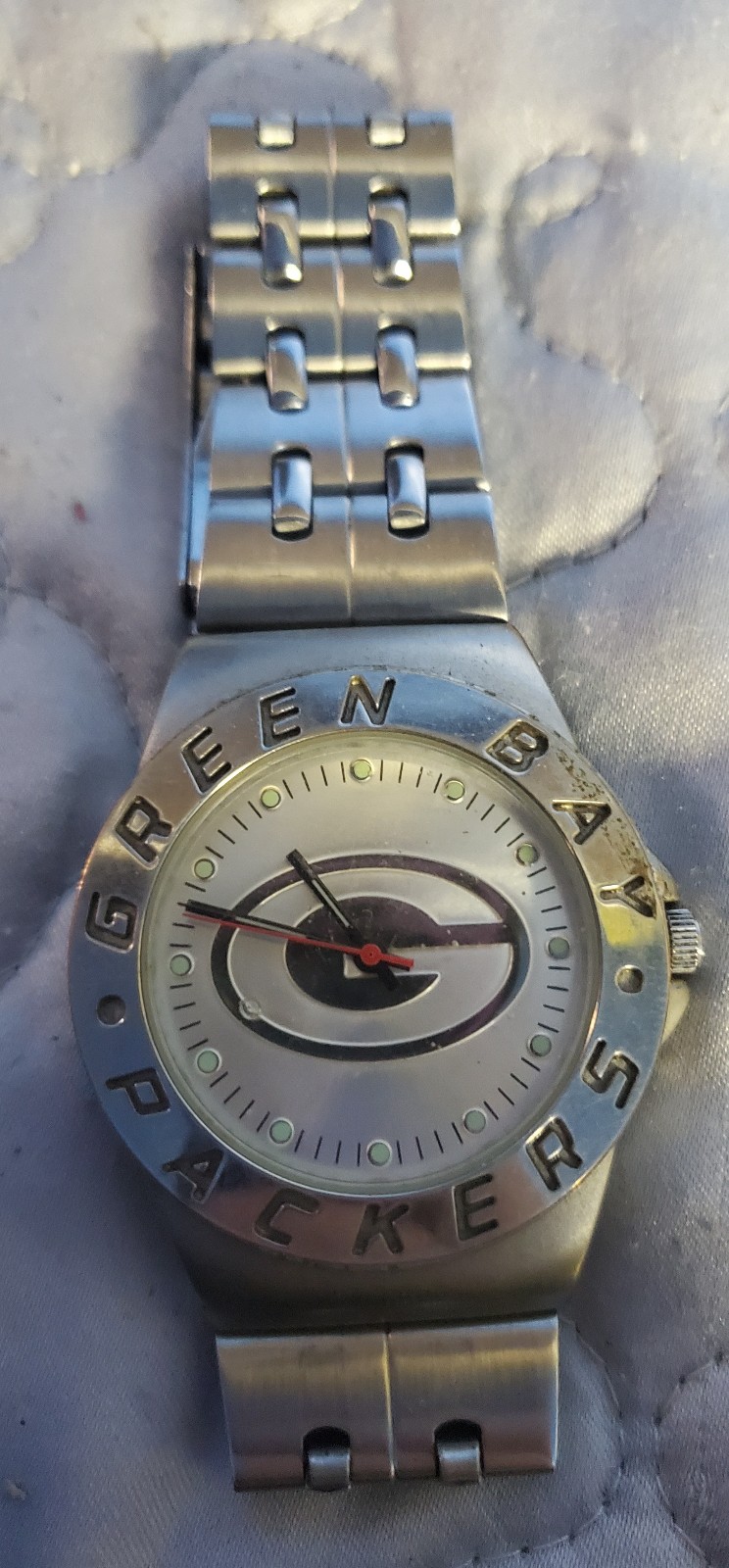 Avon 2008 Mens Green Bay Packers Wrist Watch
