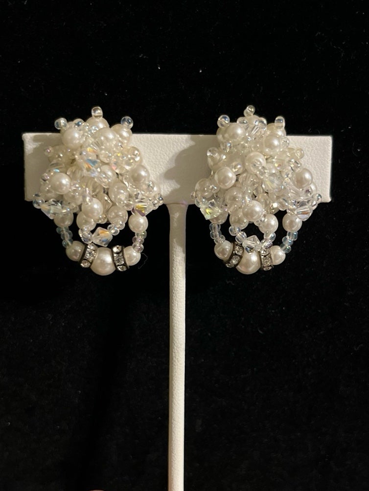 Vintage 1960s Lois Ann Signed Aurora Borealis Burst Cluster Clip On Earrings