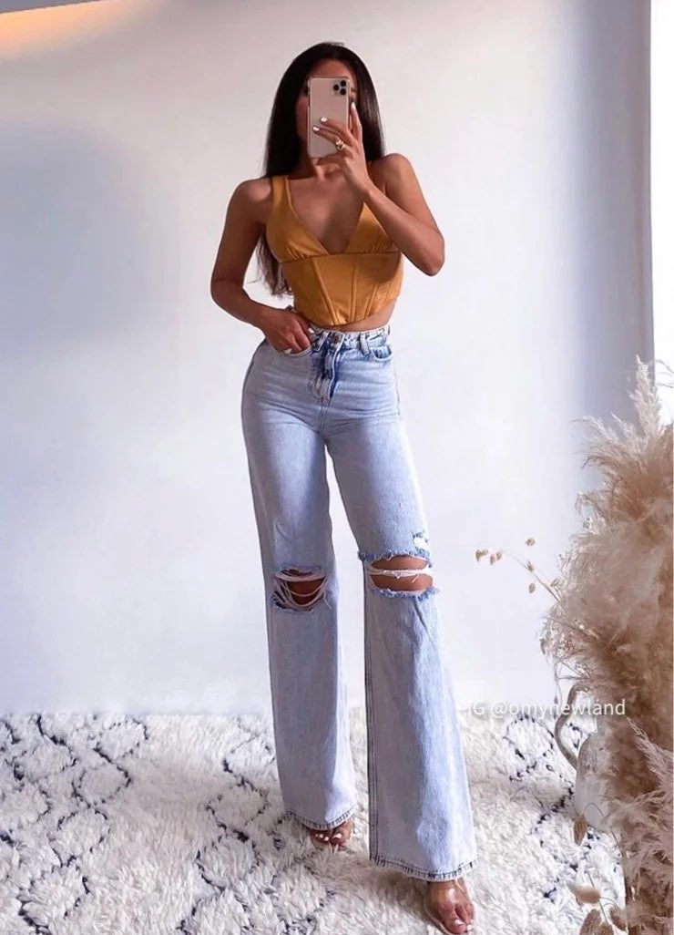 Zara super high rise jeans ( size 2)