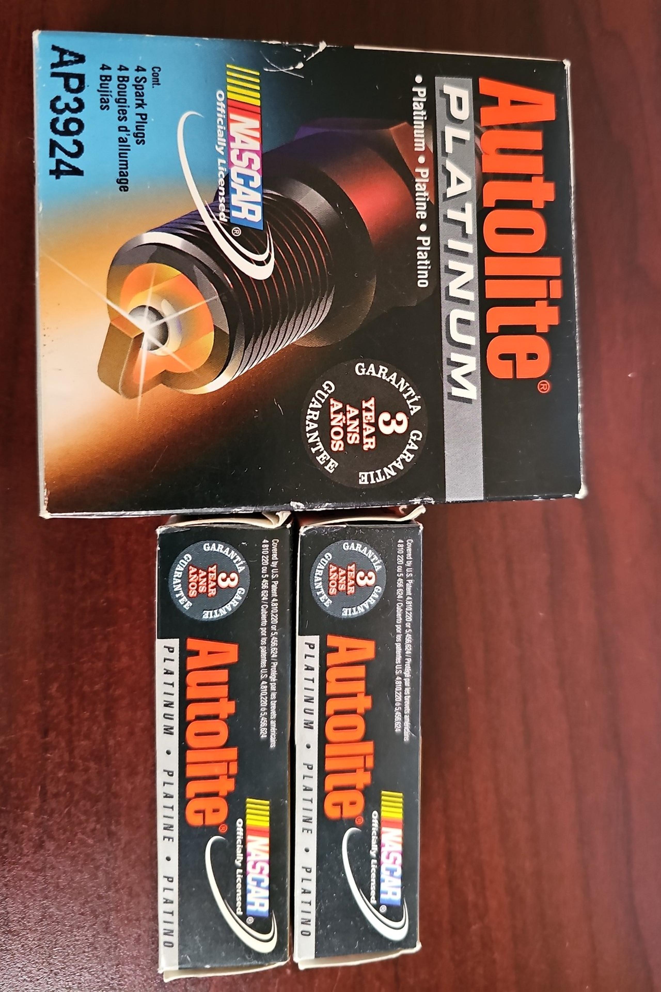AUTOLITE Platinum spark plugs AP 3924