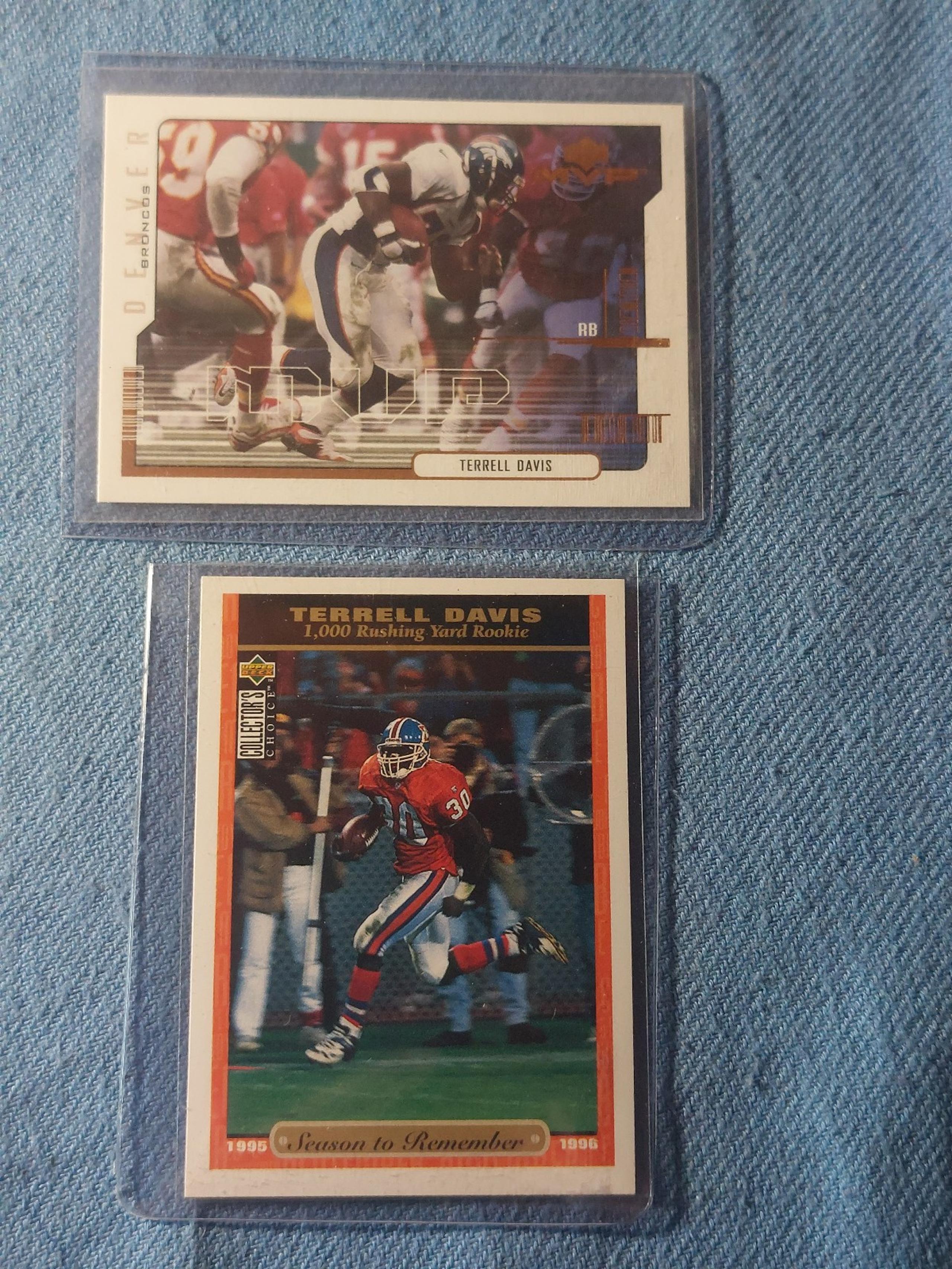 Terrell Davis nfl trading cards (PWE1773).
